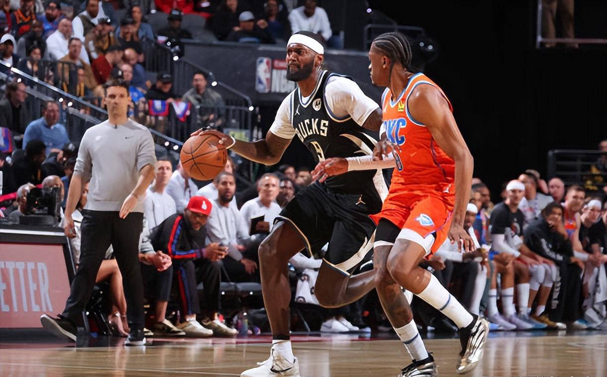 九游体育app-雄鹿球星三分绝杀，全场观众热烈欢呼，详细全部.的简单介绍