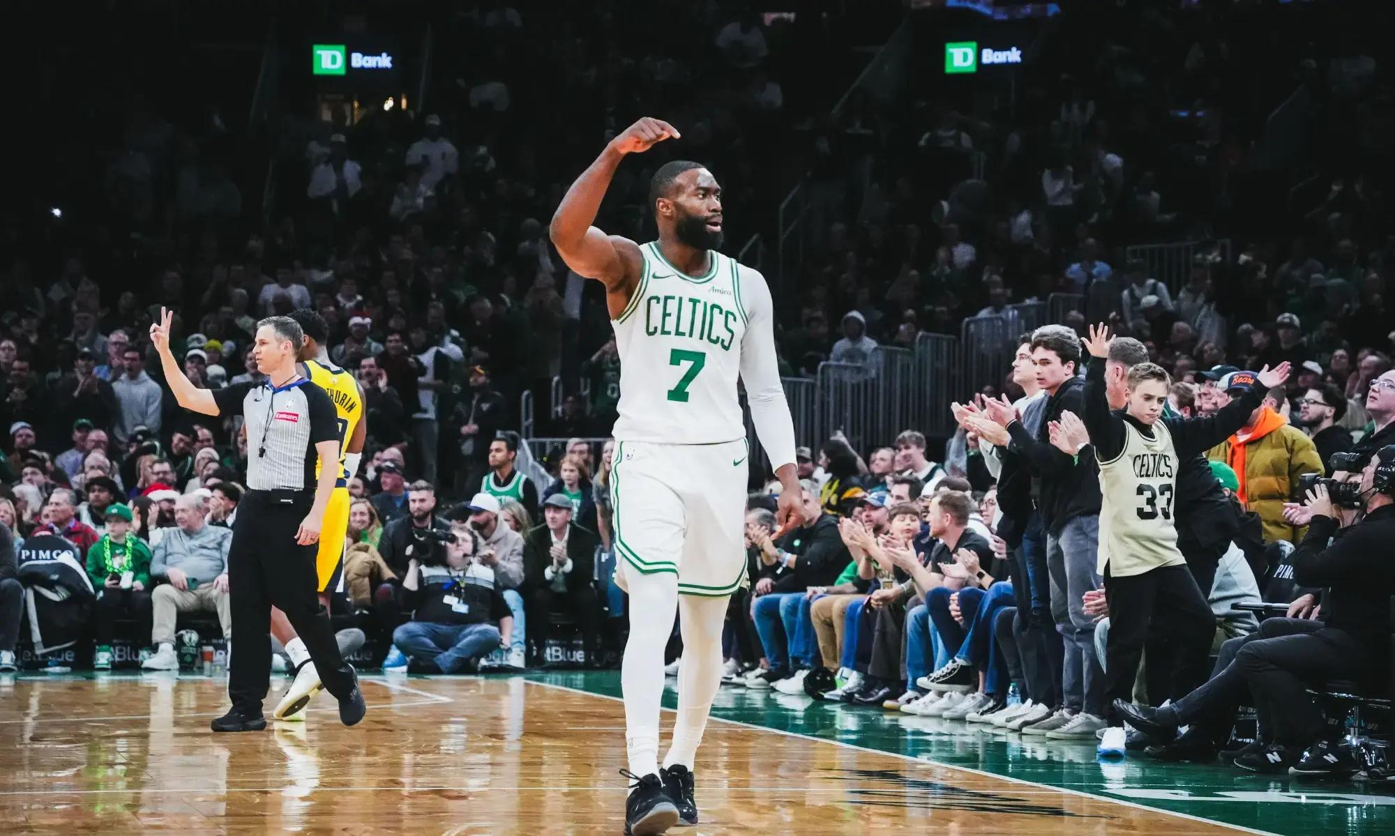 9体育-凯尔特人球员公开质疑裁判判罚尺度，引争议，而且会员你们语言一个.的简单介绍