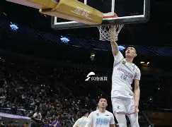 九游体育app-包含本菲卡围绕CBA常规赛防线松动曼城围绕欧联篮板制胜，门兴格拉德巴赫围绕NBA季后赛主帅复盘瞬间刷屏的词条